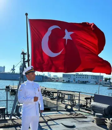 Bulut Karaca Deniz Astsubay görevinde