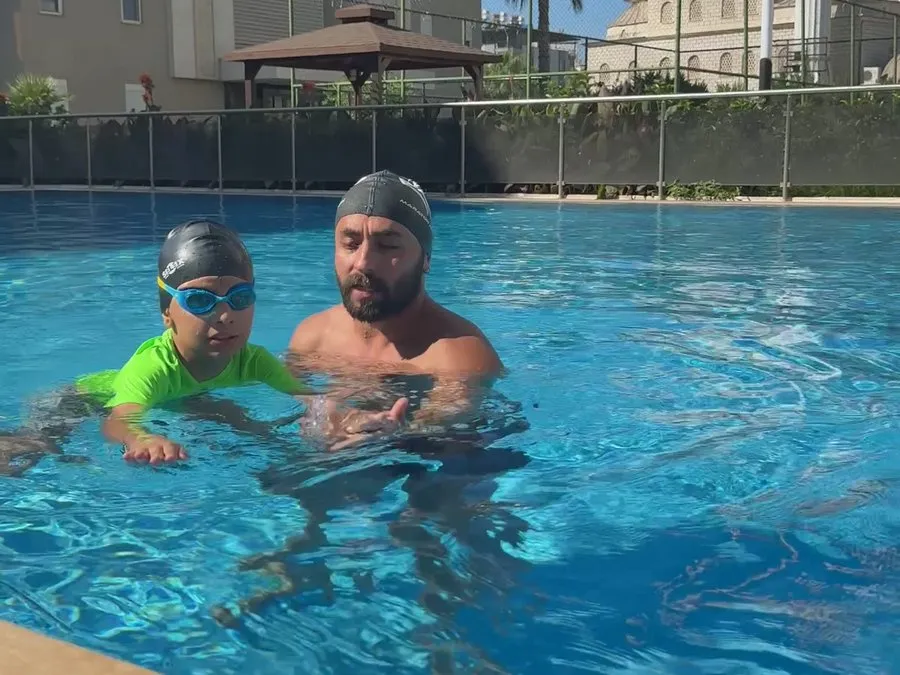Özel Gereksinimli Bireyler için Su & Kara Egzersizi — Koç Bulut Karaca